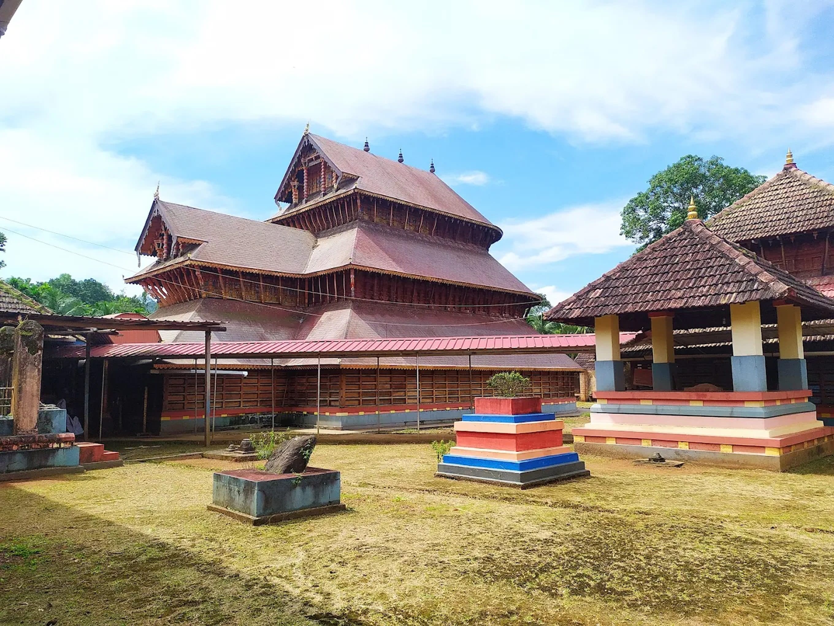 Adoor Mahalingeswara Temple